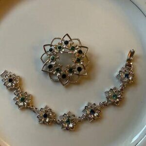 Vintage Sarah Coventry Matching Brooch and Bracelet